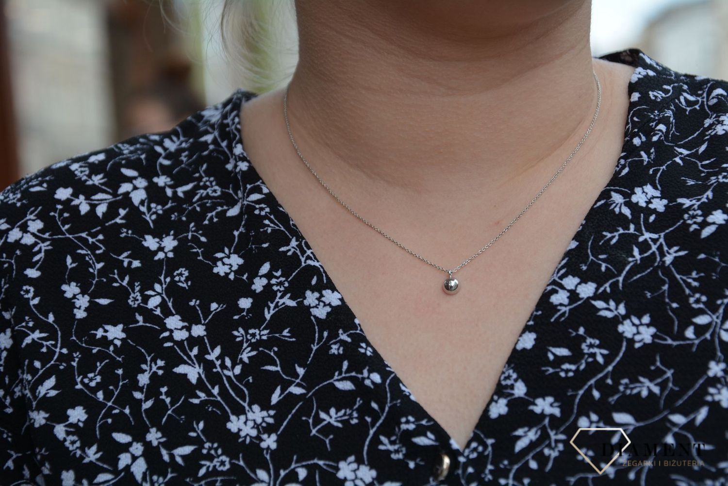 Naszyjnik srebrny półkulka Dall'Acqua C RM 21009.jpg